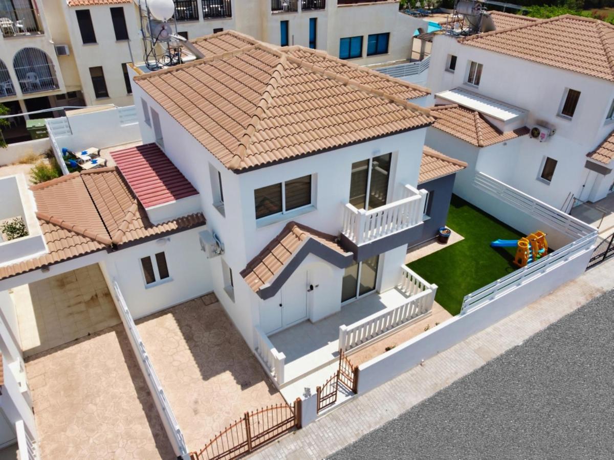 Nissi Villa Sotia 아이아 나파 외부 사진
